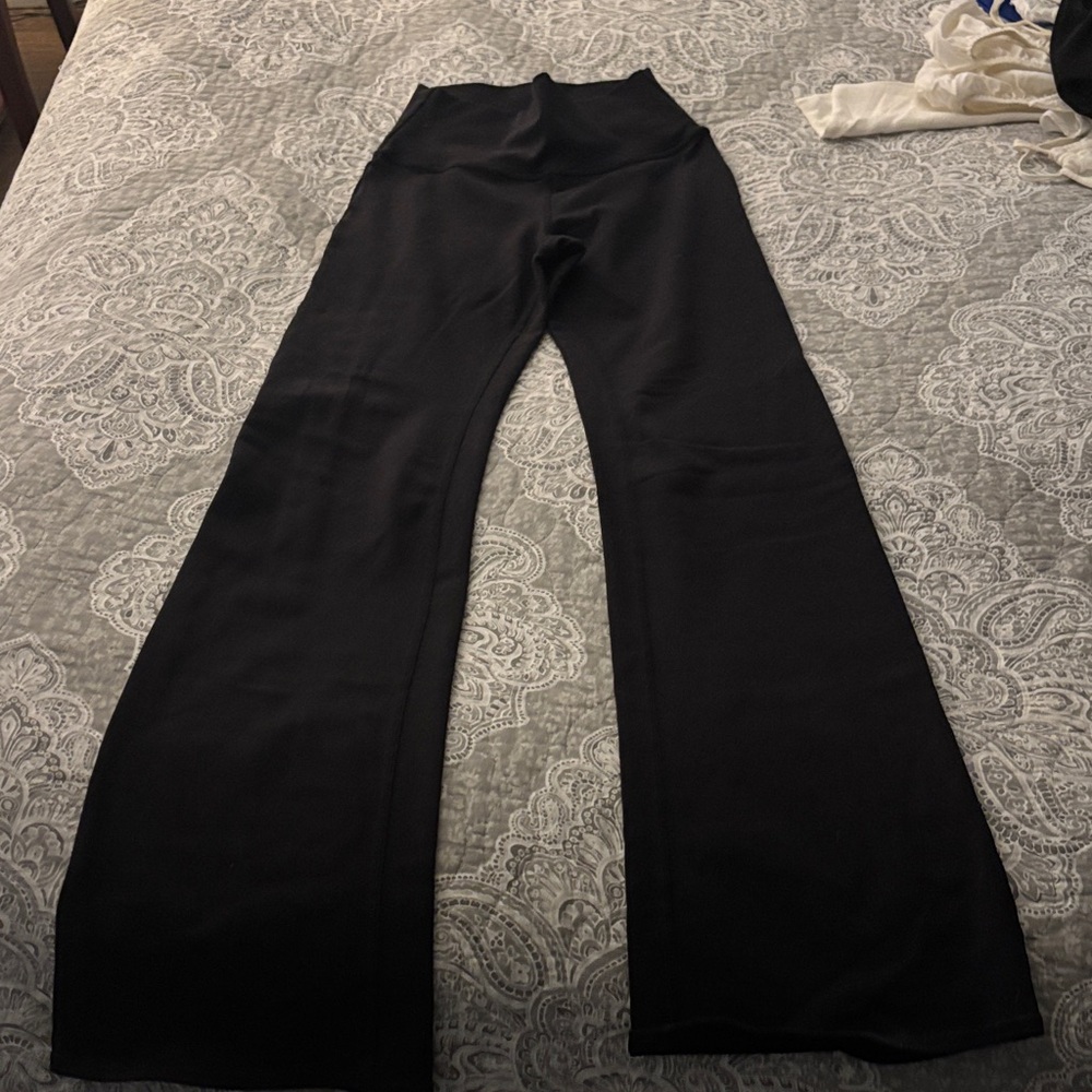 ALO Yoga Black Wide-Leg Pants